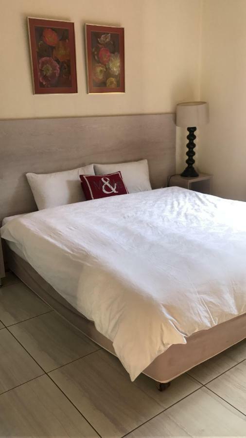 בלומפונטייין Queenspark Lodge מראה חיצוני תמונה