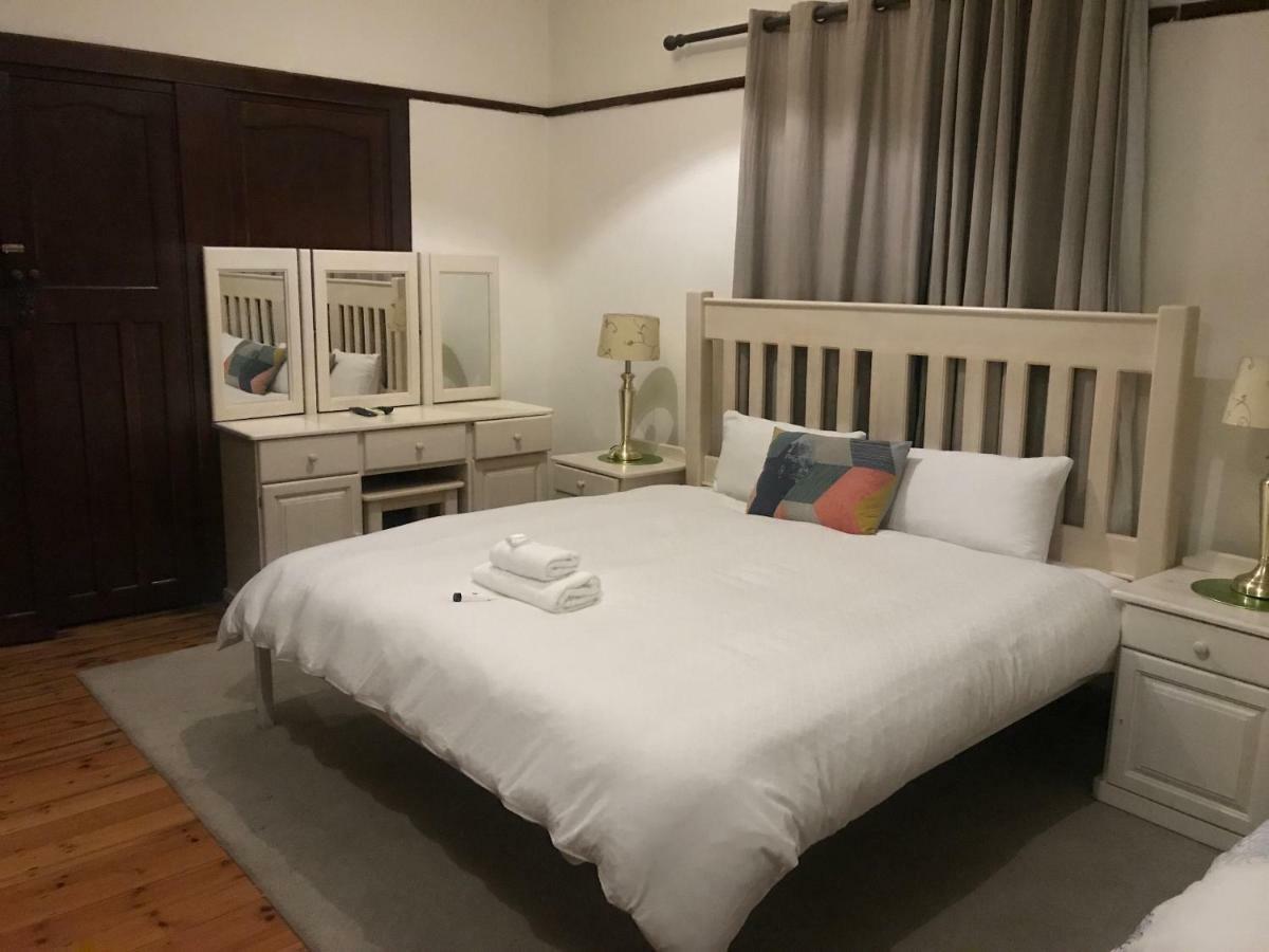 בלומפונטייין Queenspark Lodge מראה חיצוני תמונה