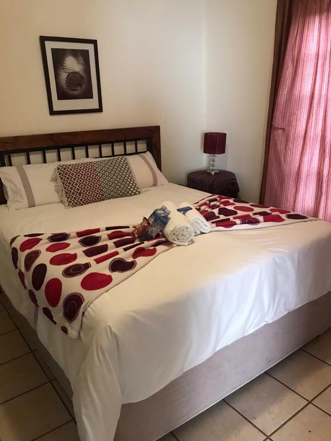 בלומפונטייין Queenspark Lodge מראה חיצוני תמונה