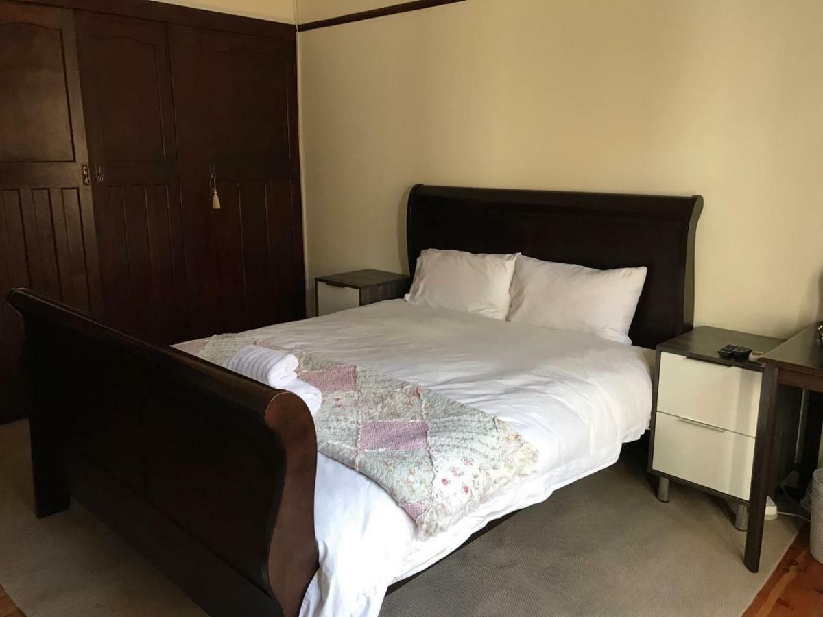בלומפונטייין Queenspark Lodge מראה חיצוני תמונה