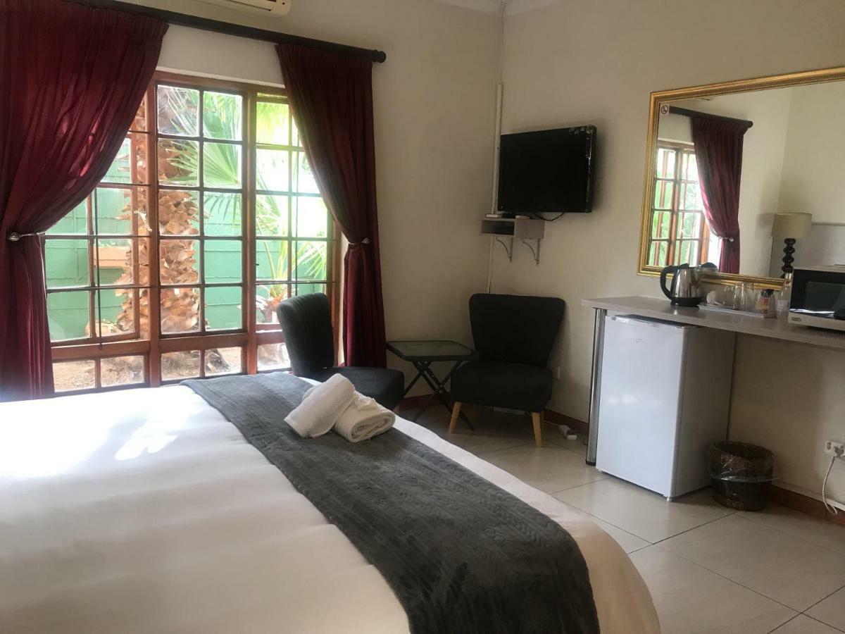 בלומפונטייין Queenspark Lodge מראה חיצוני תמונה