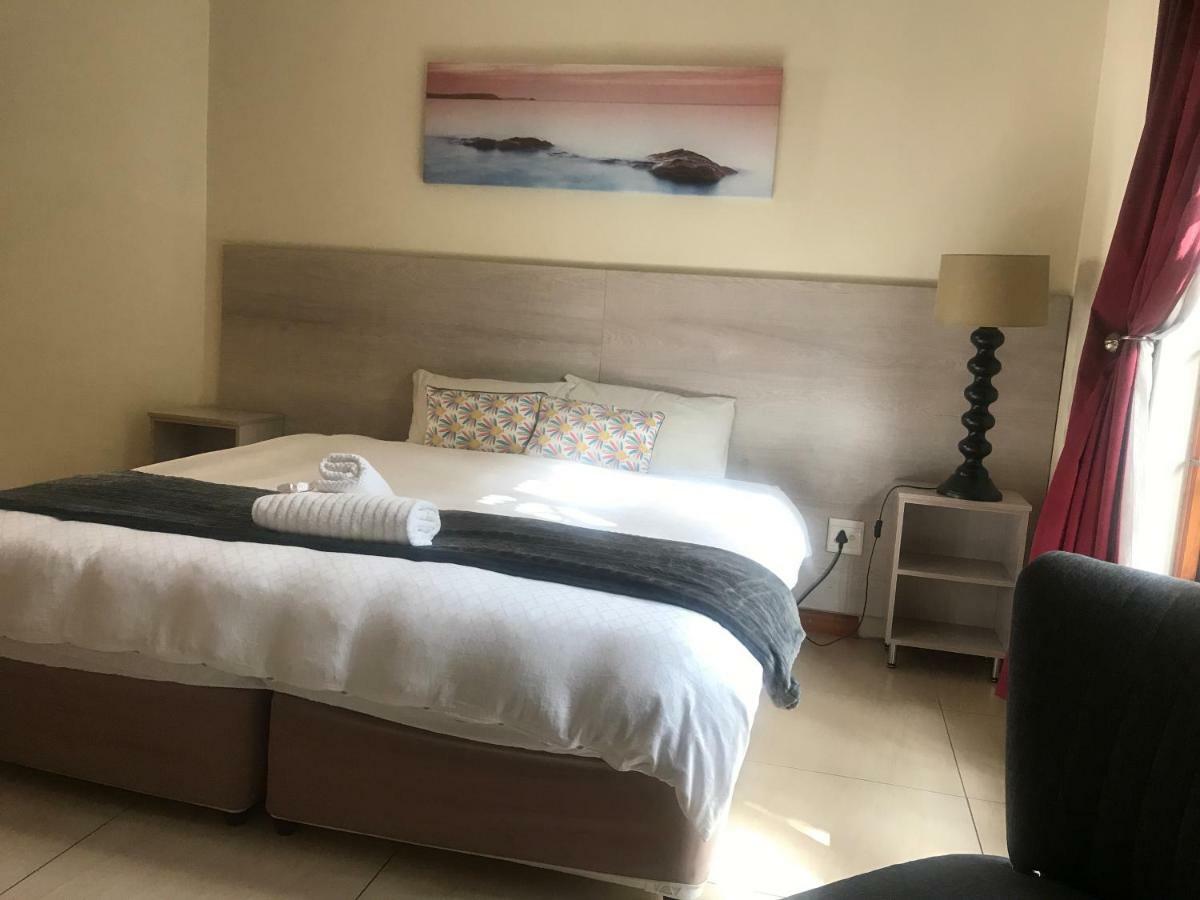 בלומפונטייין Queenspark Lodge מראה חיצוני תמונה